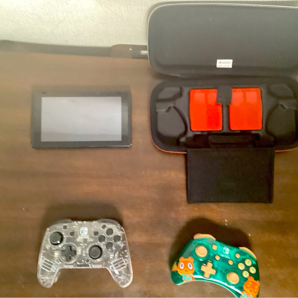 Game Boy two controllers